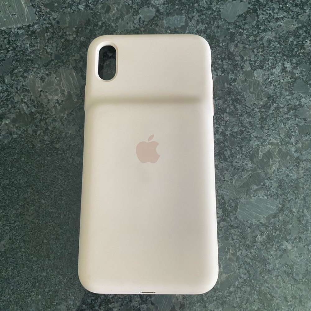 iPhone charging case Pink
